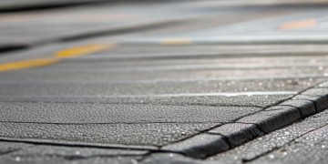 物业公共车位到底收费吗？
